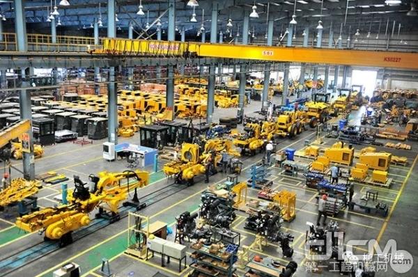 柳工印度制造十年 实现跨越式发展!_行业资讯_第一工程机械网